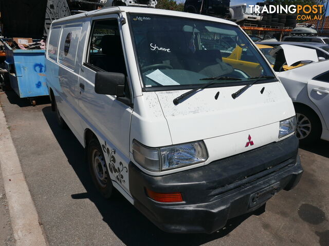 2008 Mitsubishi Express