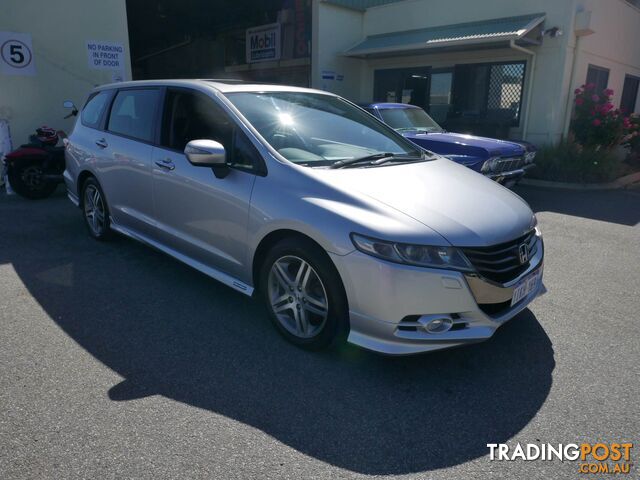 2011 HONDA ODYSSEY   PEOPLE MOVER