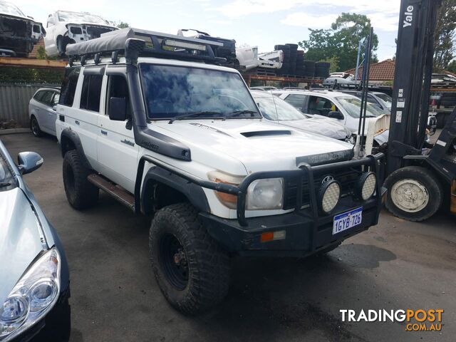 2010 Toyota Landcruiser VDJ76