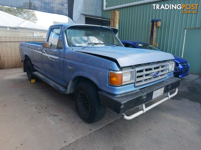1987 FORD F150   UTE