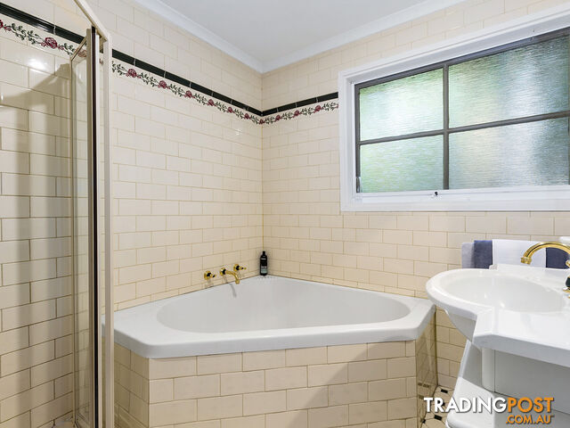 10 Sunninghill Court MITCHAM VIC 3132