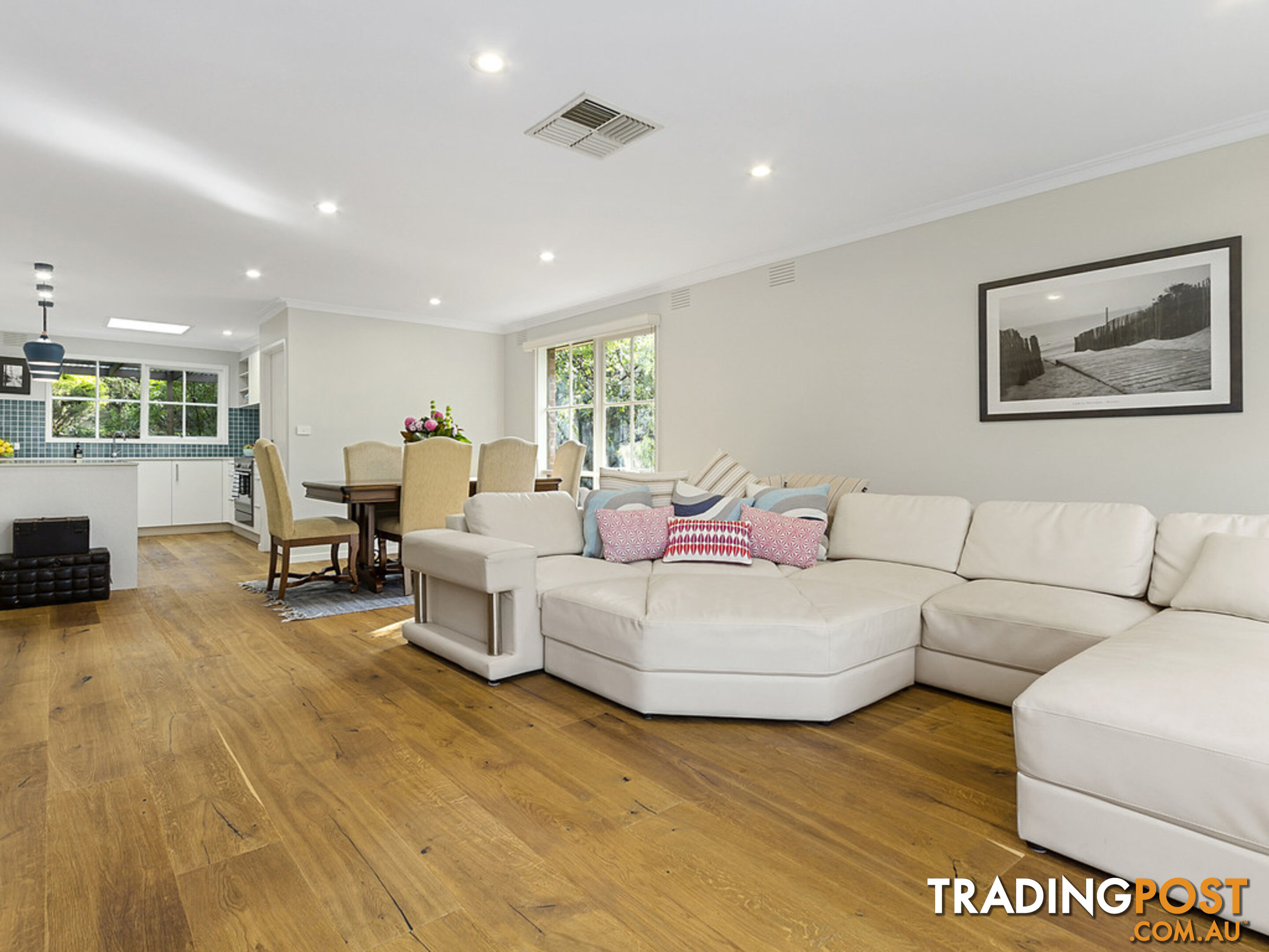 10 Sunninghill Court MITCHAM VIC 3132