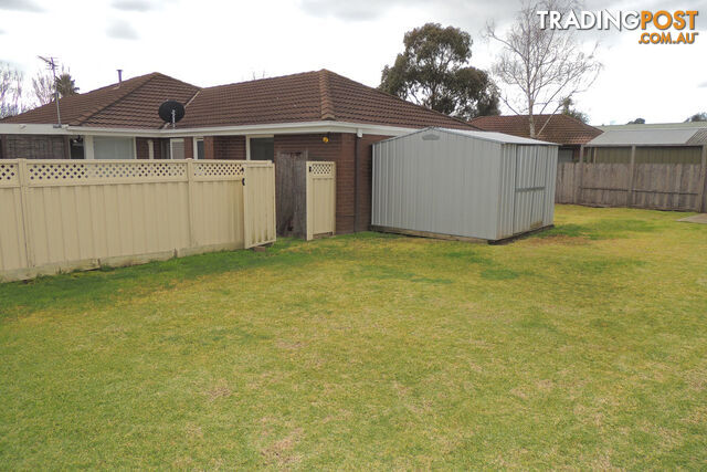 6 Leahe Close SALE VIC 3850