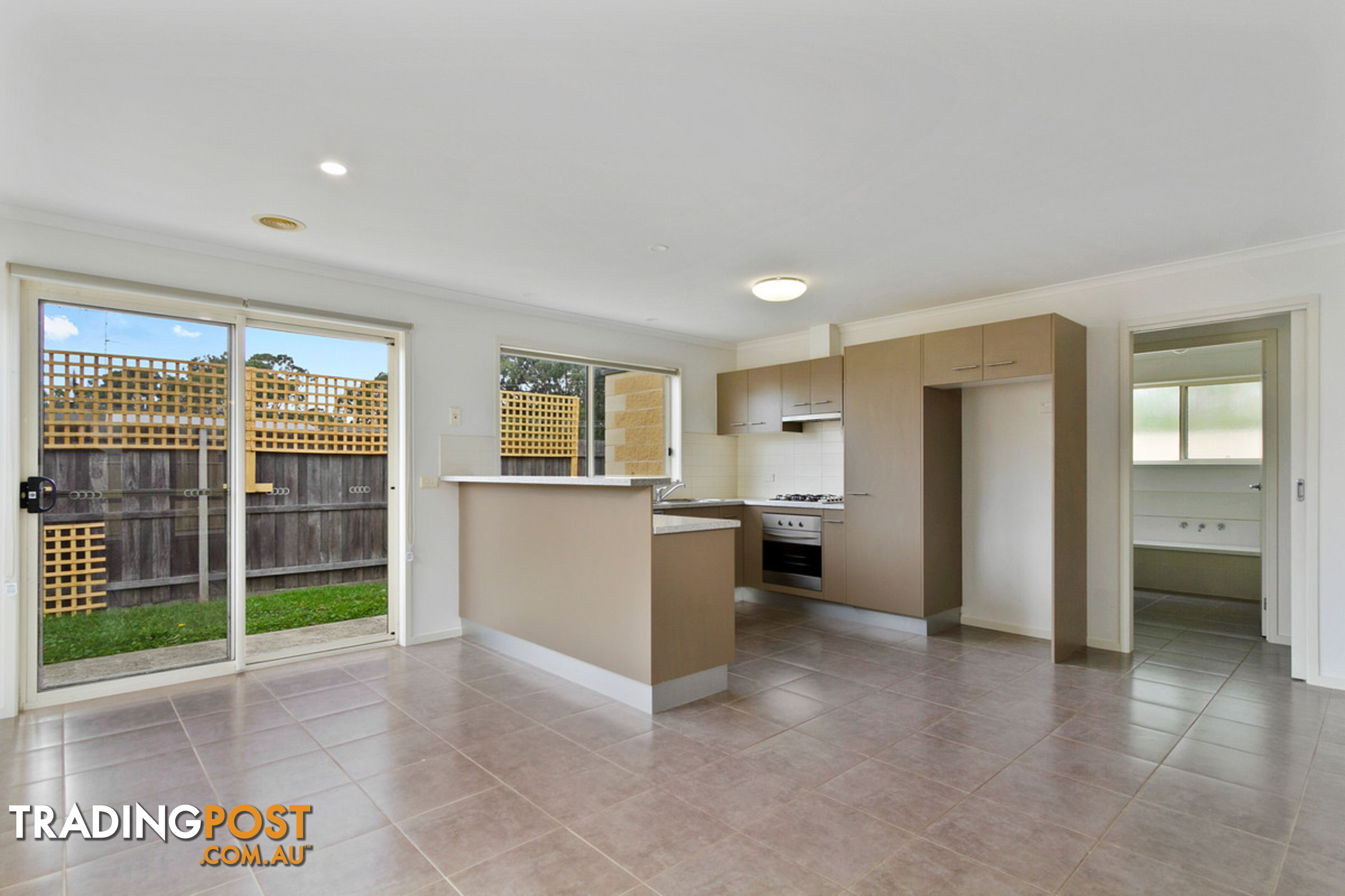 2/1C Duke Street MAFFRA VIC 3860