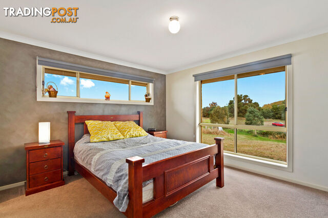 2 Davis Street STRATFORD VIC 3862