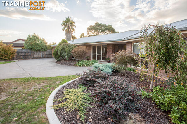 16 Yvette Close SALE VIC 3850