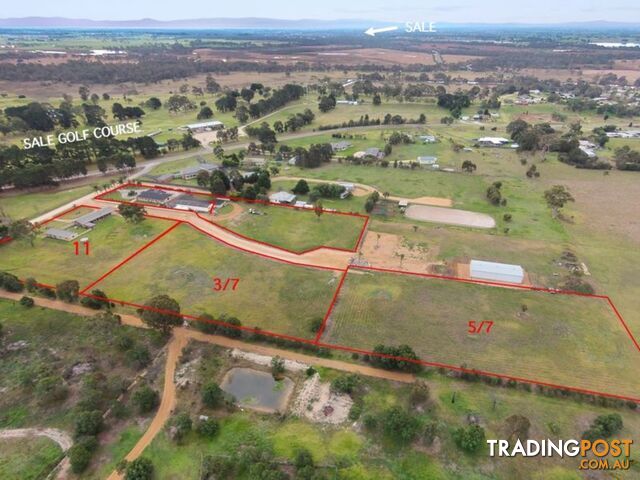 3/7 Boggy Creek Road LONGFORD VIC 3851