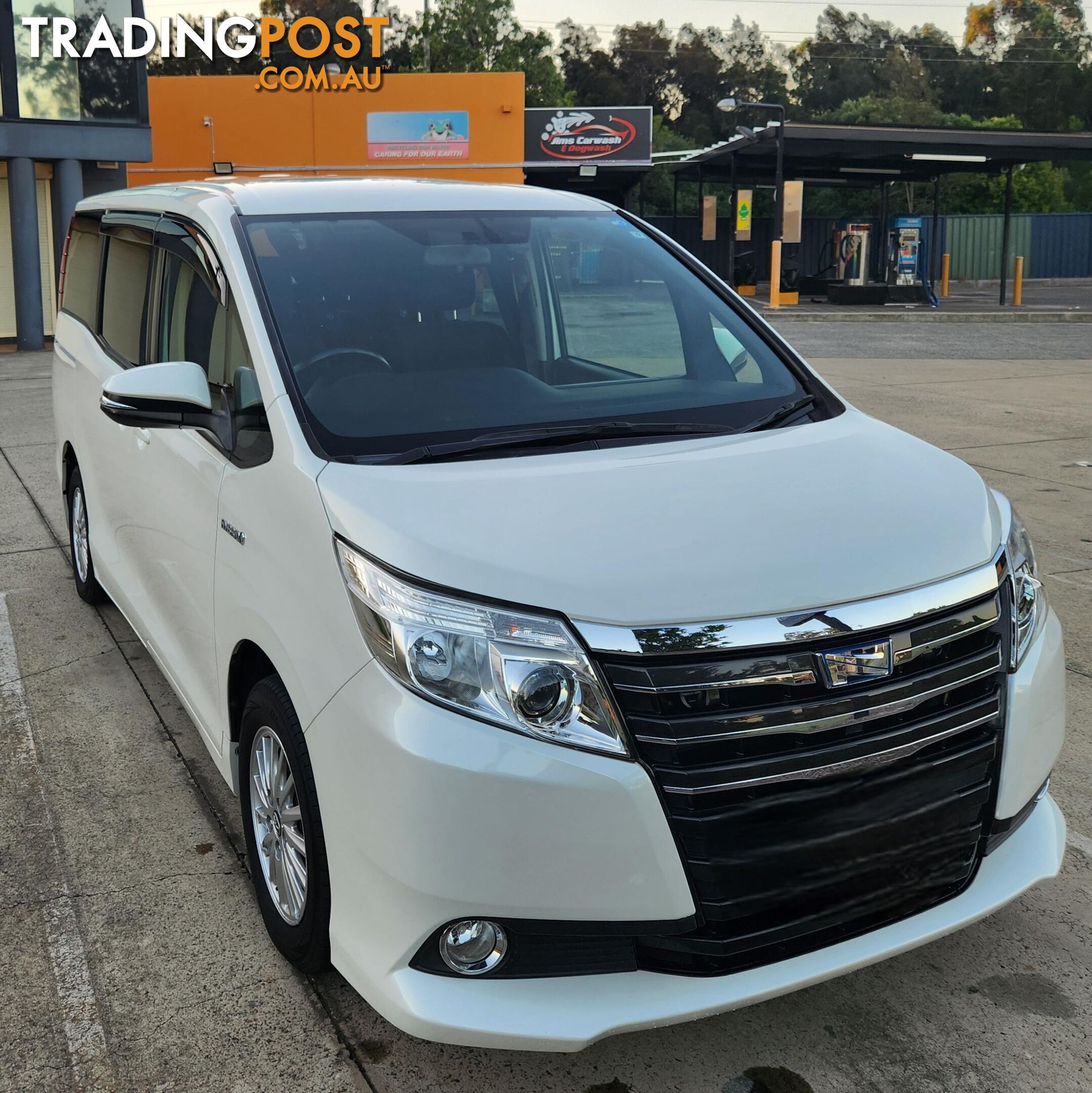 2015 Toyota Noah ZWR80 G Van Automatic