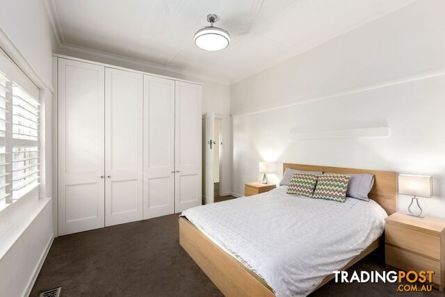 30 Woodlands Avenue CAMBERWELL VIC 3124