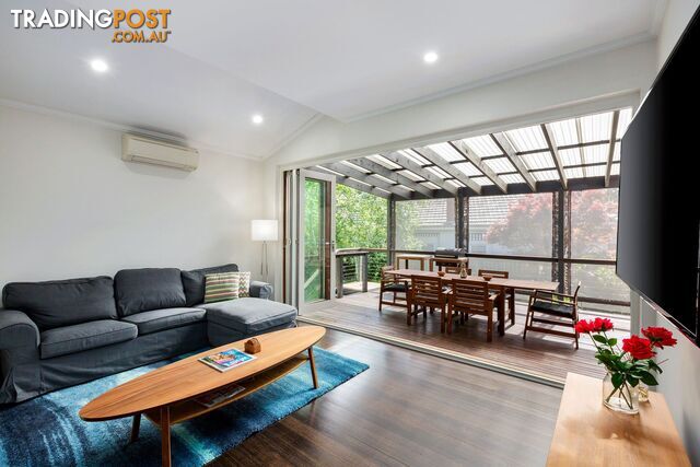 30 Woodlands Avenue CAMBERWELL VIC 3124