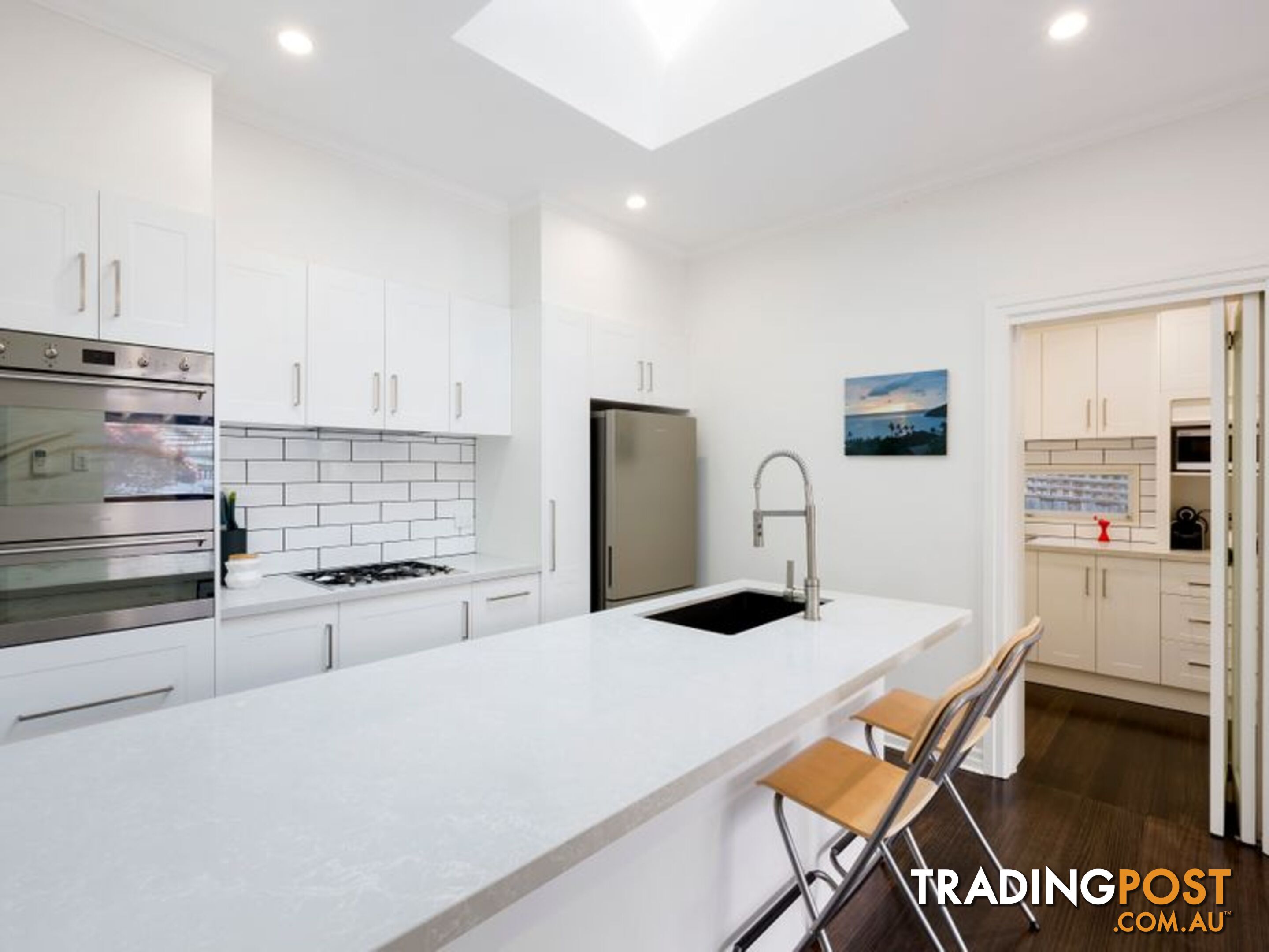 30 Woodlands Avenue CAMBERWELL VIC 3124