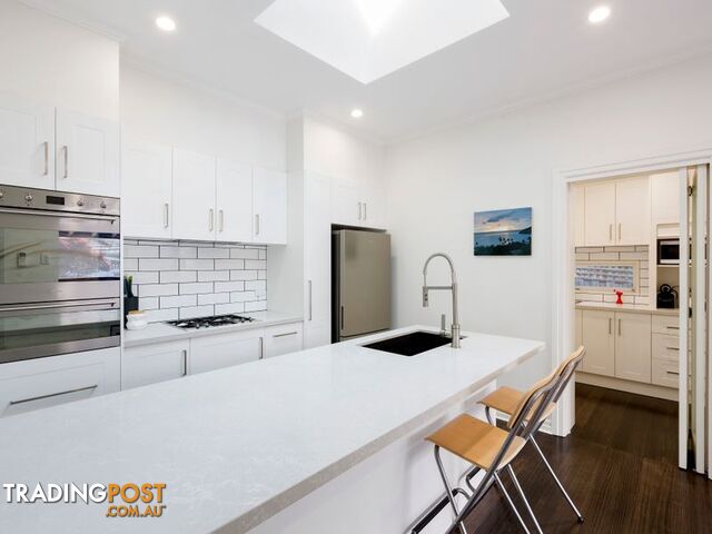 30 Woodlands Avenue CAMBERWELL VIC 3124