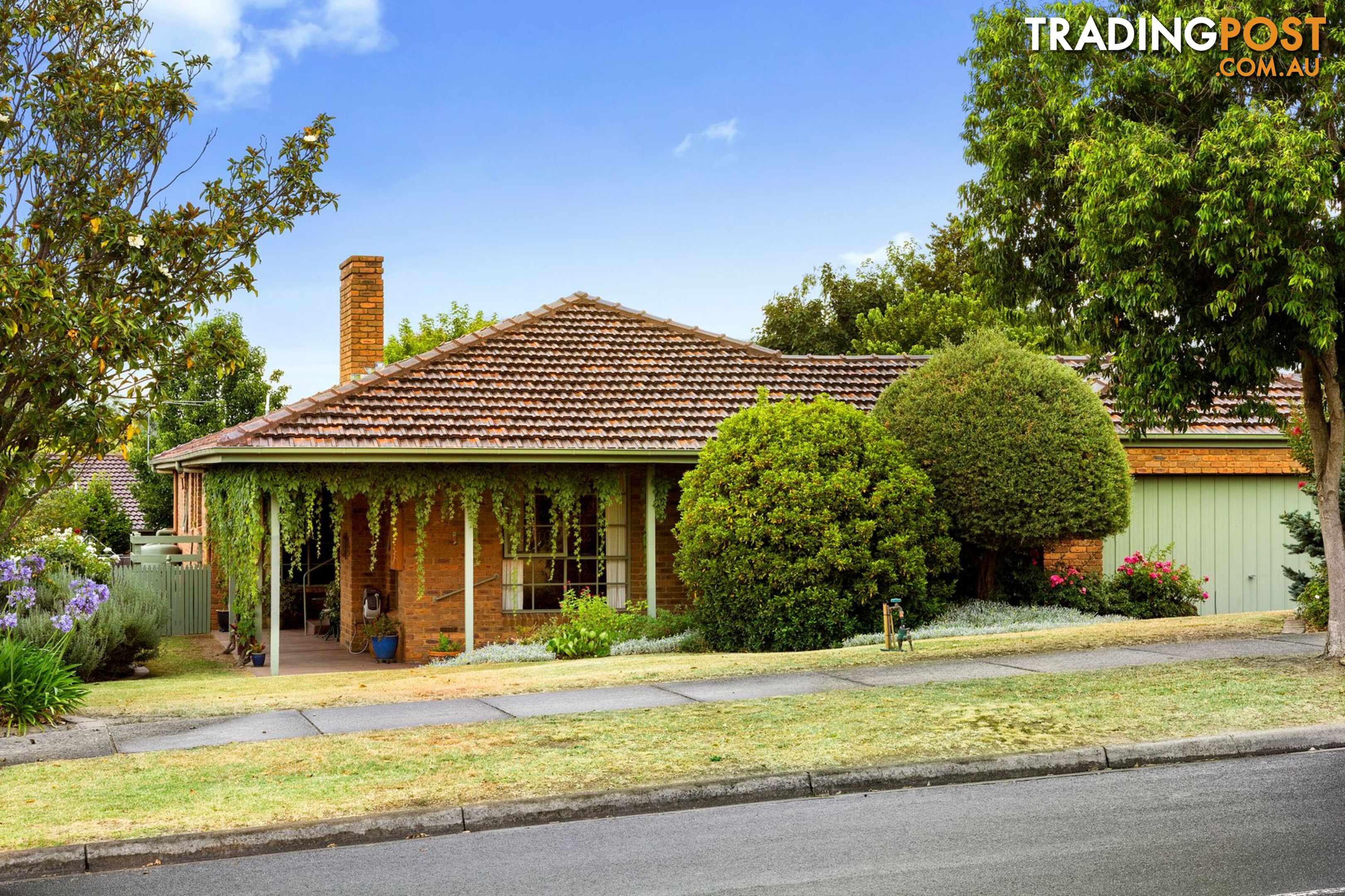 8 Santa Rosa Boulevard DONCASTER EAST VIC 3109