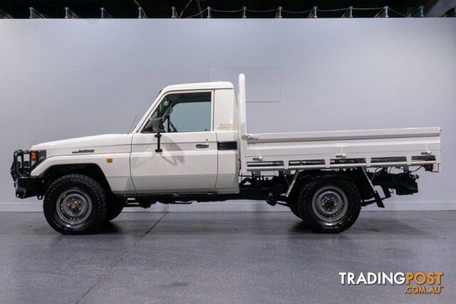2006 TOYOTA LANDCRUISER (4x4) HDJ79R C/CHAS - photo 2 of 20