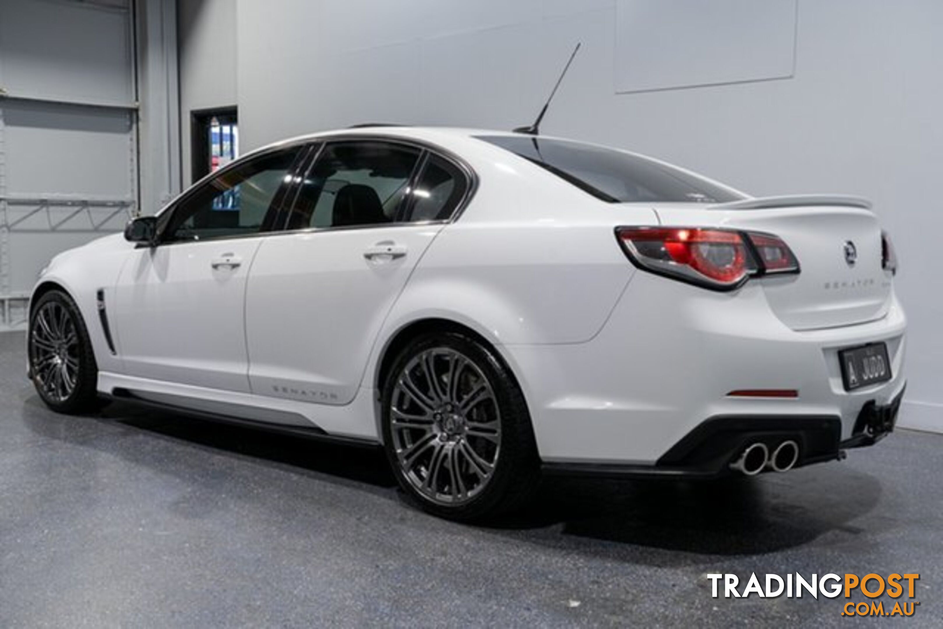 2016 HSV SENATOR SIGNATURE GEN F2 4D SEDAN