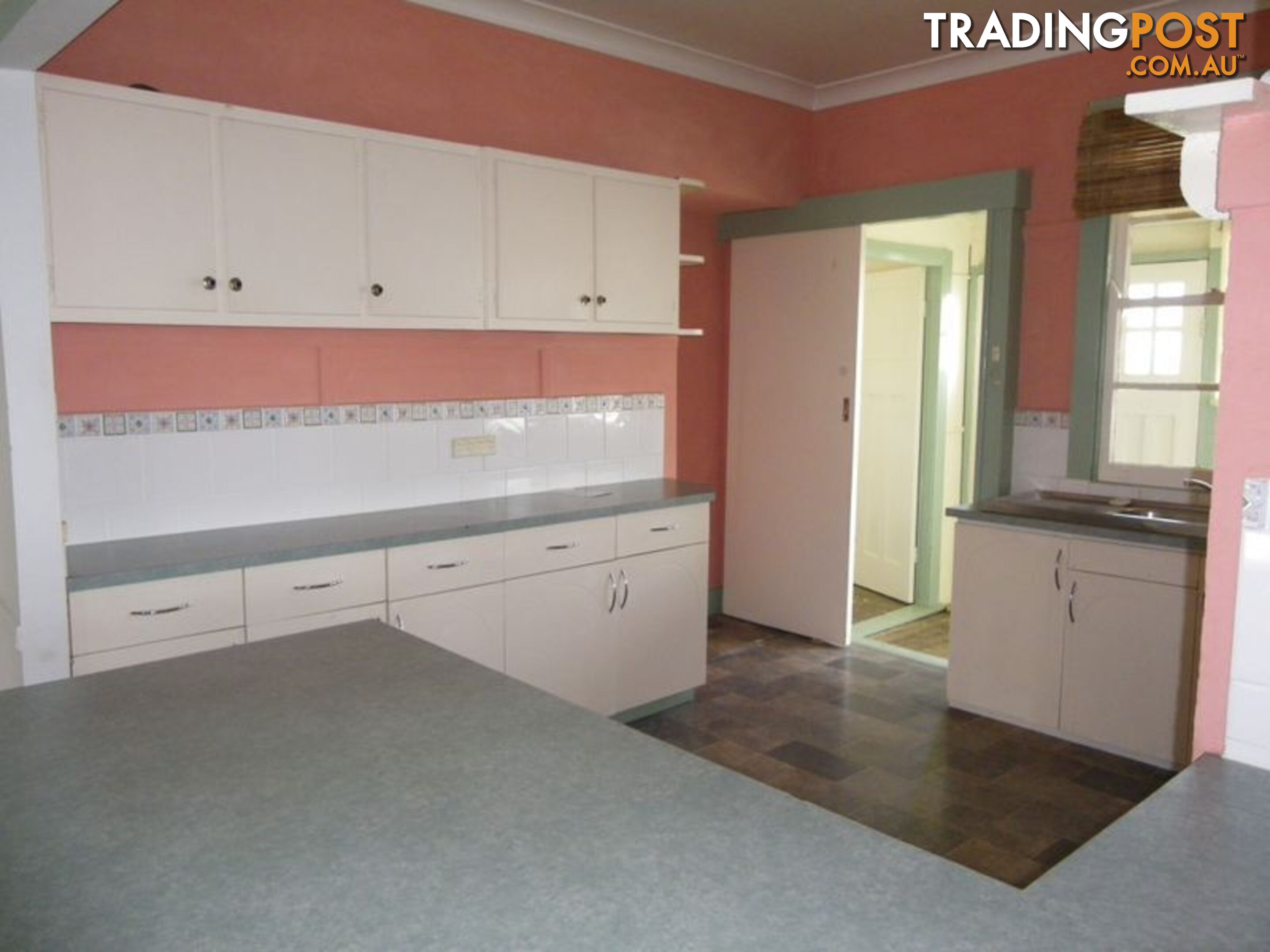 84 Upper Street BEGA NSW 2550