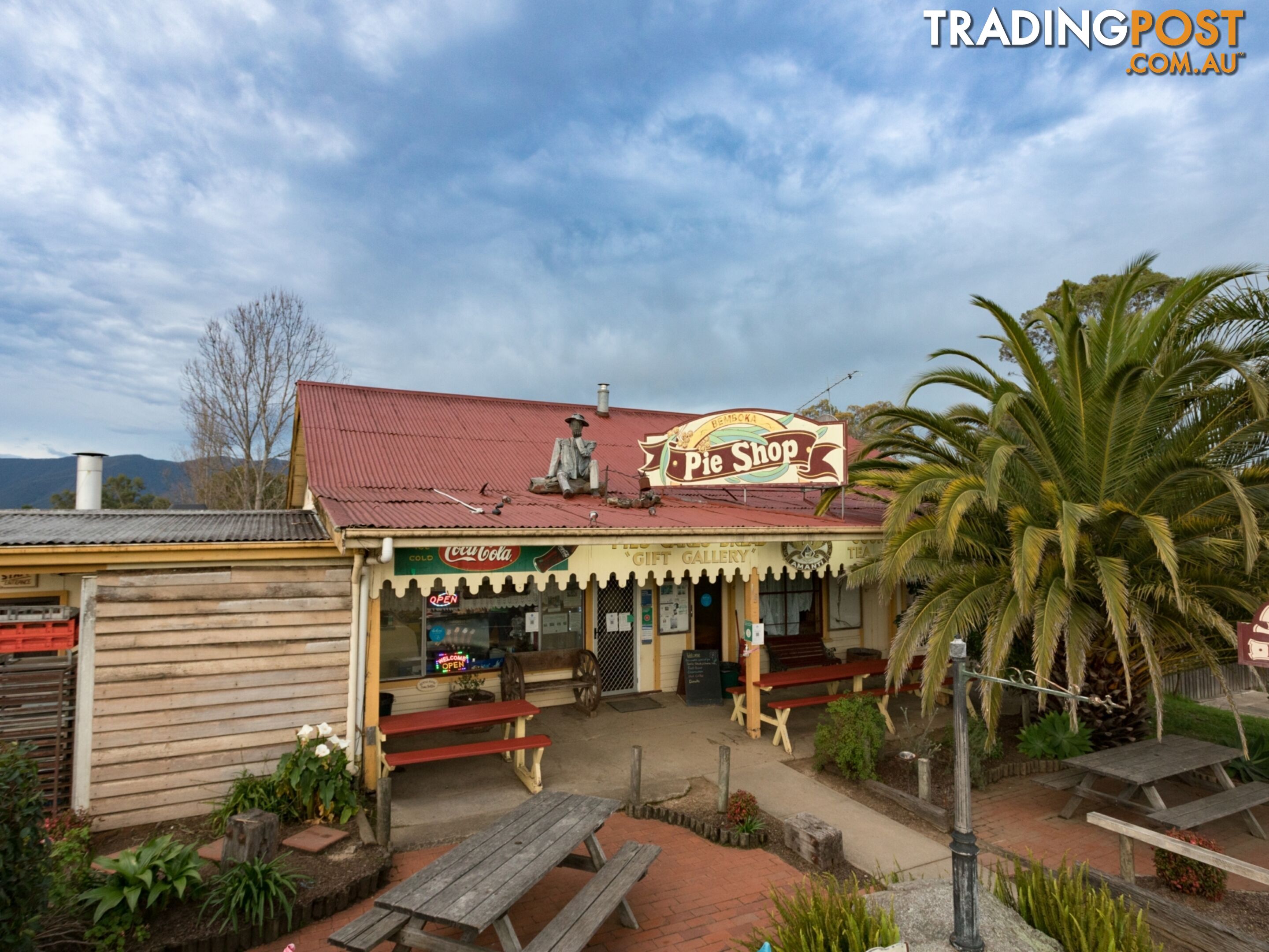 Pie Shop Loftus Street BEMBOKA NSW 2550