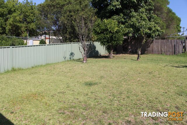 8 Gowing Avenue BEGA NSW 2550