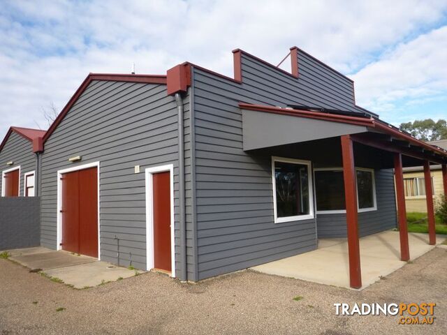 23-25 Princes Highway COBARGO NSW 2550