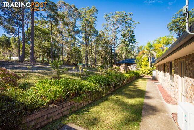 64 Strathmore Crescent KALARU NSW 2550