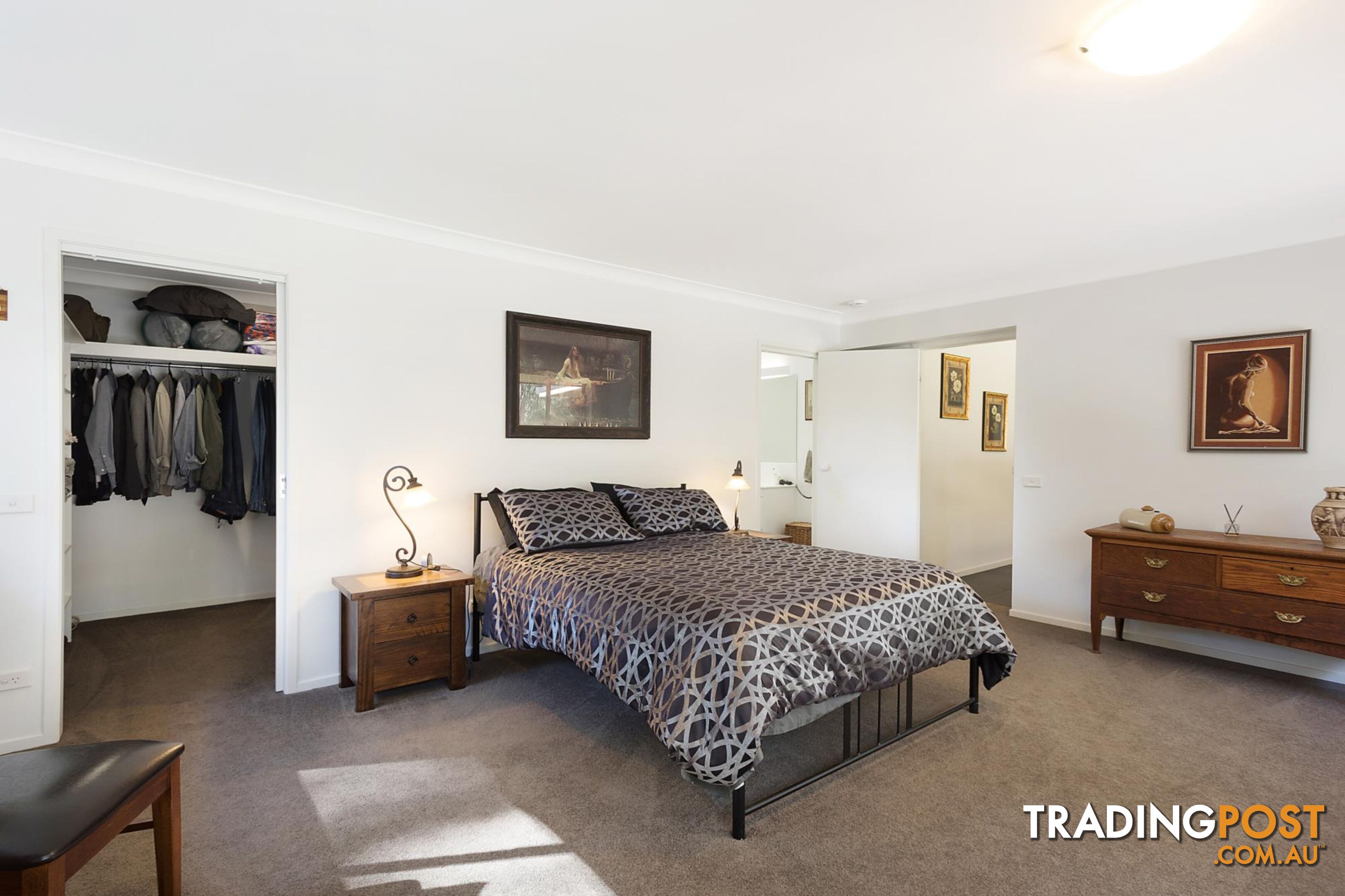 64 Strathmore Crescent KALARU NSW 2550