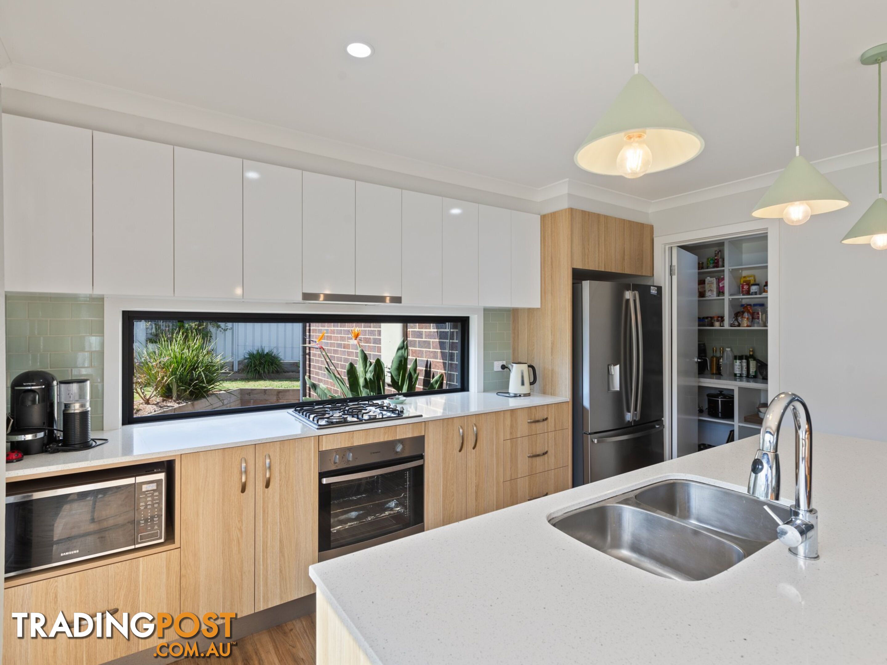 8 Kurrajong Crescent KALARU NSW 2550