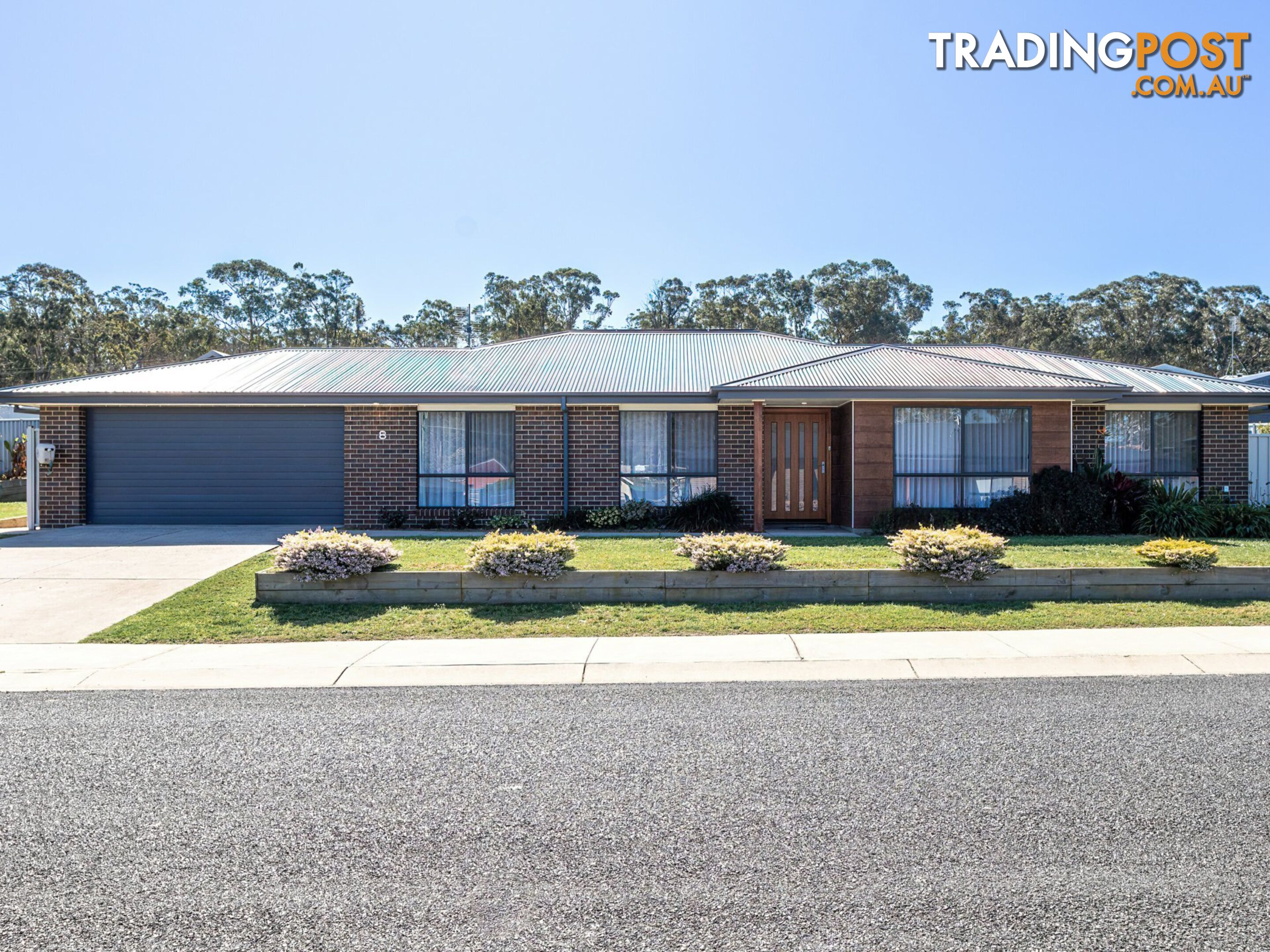 8 Kurrajong Crescent KALARU NSW 2550