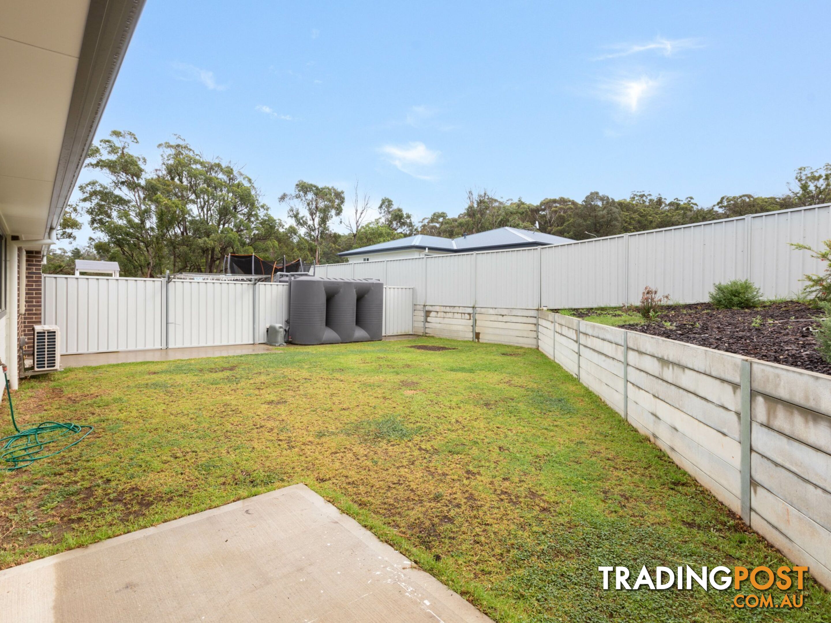 1/2 Kurrajong Crescent KALARU NSW 2550