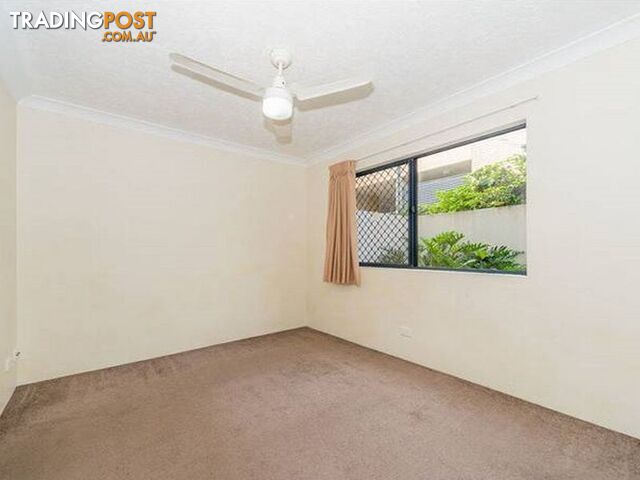 4/32 Bath Street LABRADOR QLD 4215