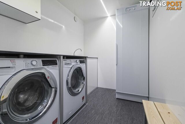 SCANVOGN - MOBILE LAUNDRY TRAILER - photo 2 of 2
