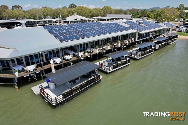 Luxury Boat Hire Business in Tewantin, Noosa