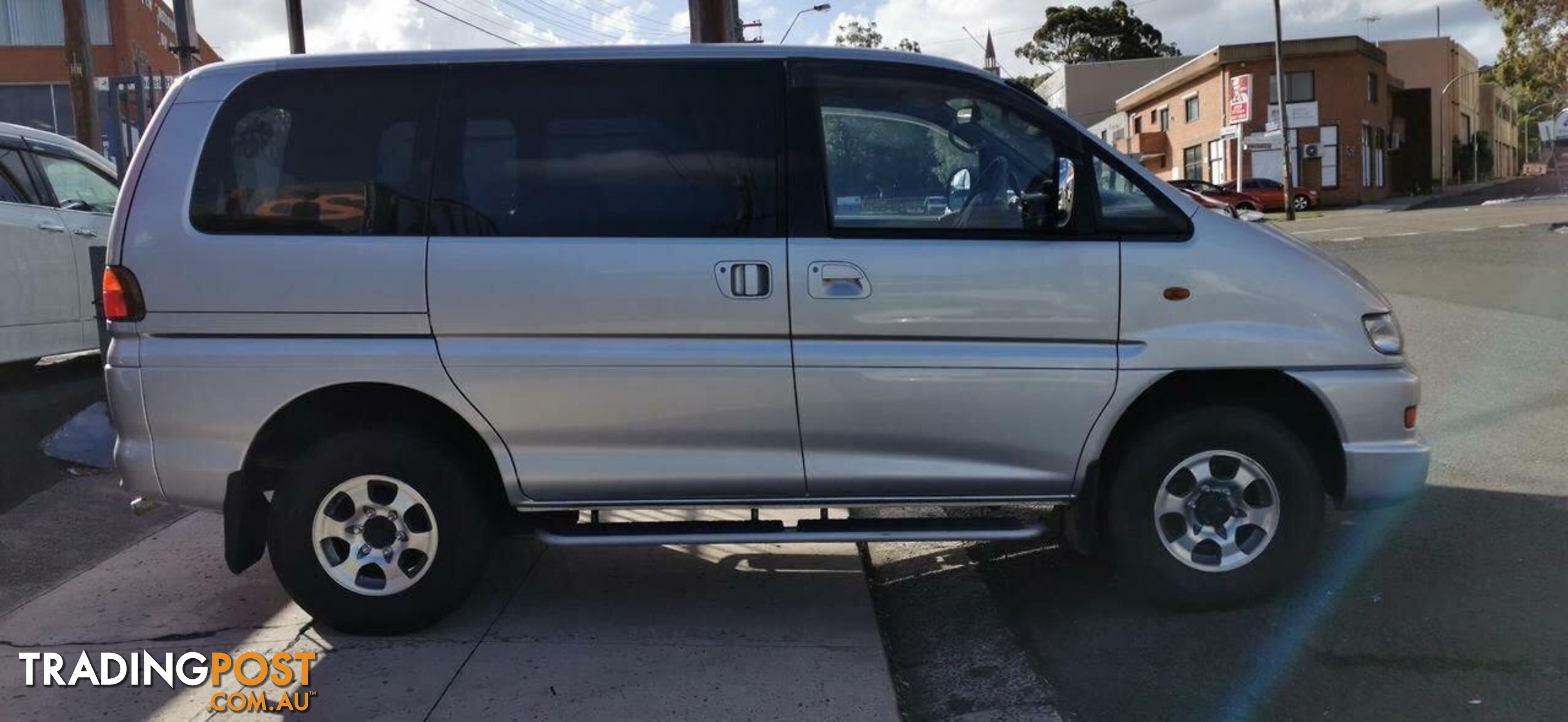 2002 MITSUBISHI DELICA   -