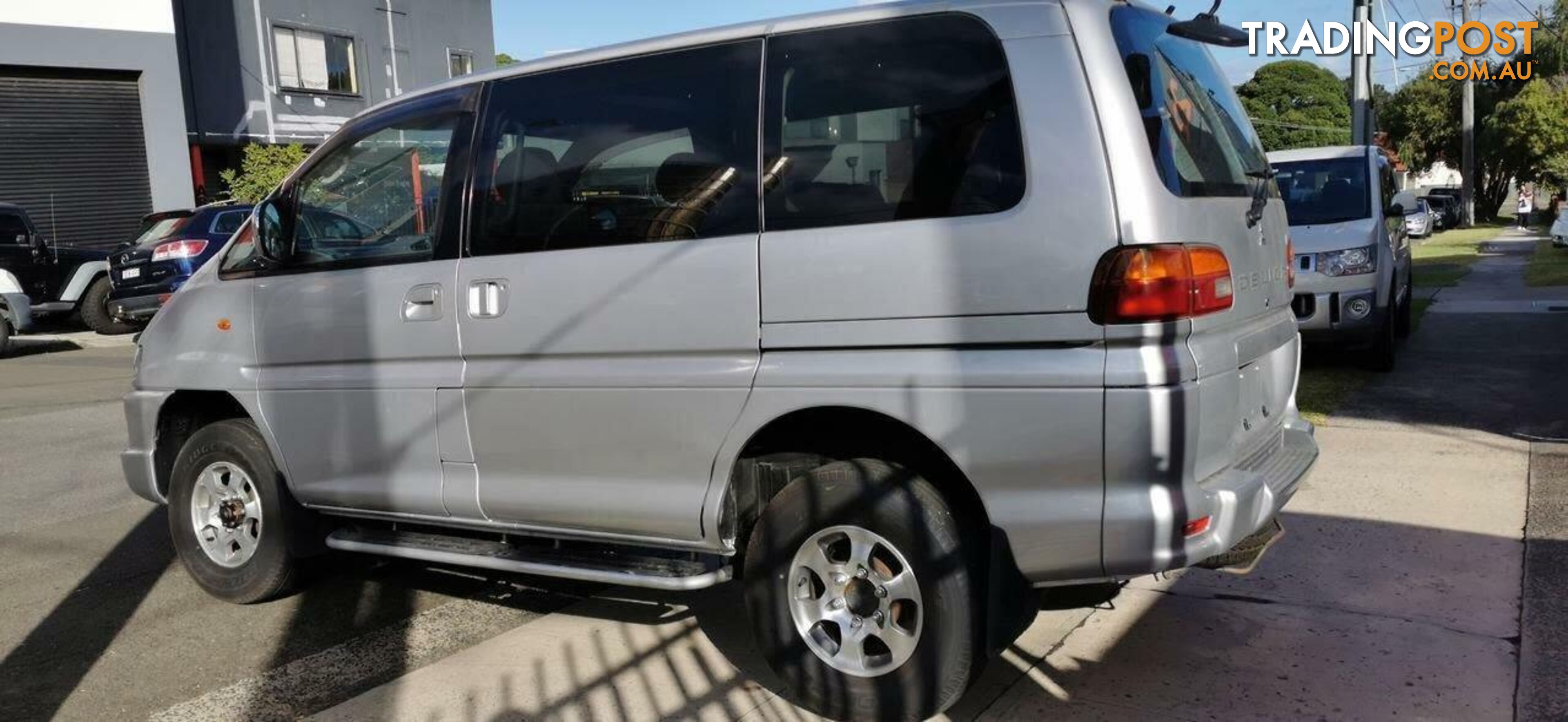 2002 MITSUBISHI DELICA   -