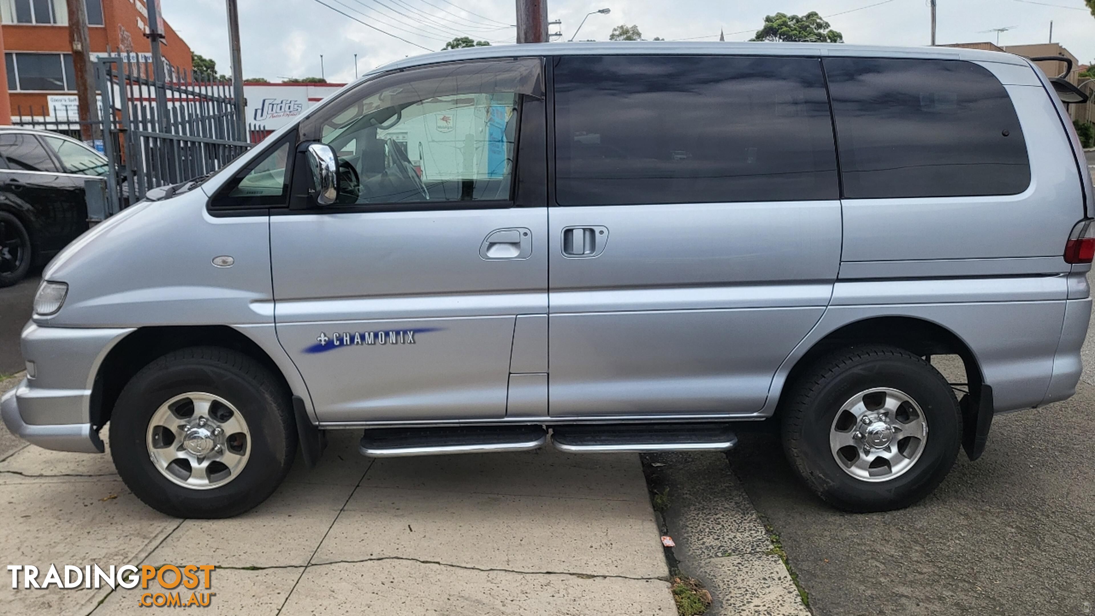 2005 MITSUBISHI DELICA SPACEGEAR CHAMONIX  -