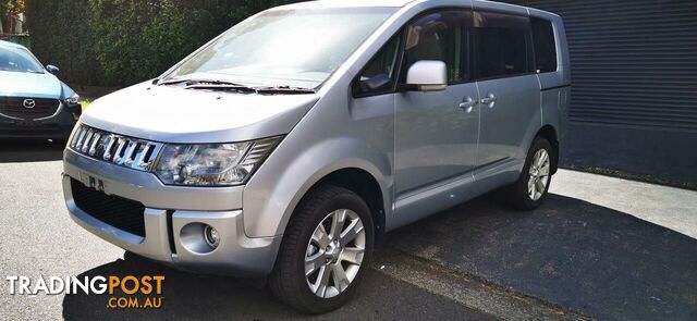 2011 MITSUBISHI DELICA D:5  -