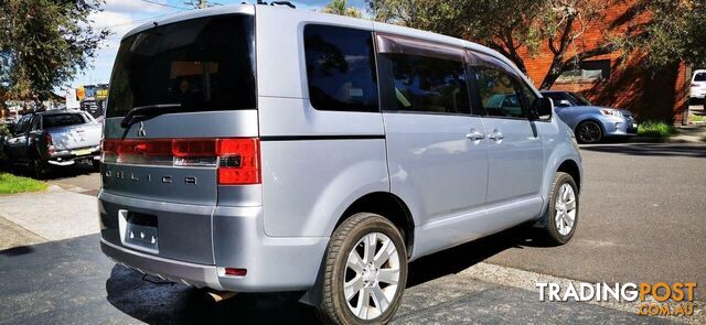 2011 MITSUBISHI DELICA D:5  -