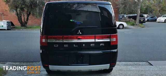 2011 MITSUBISHI DELICA D:5  -