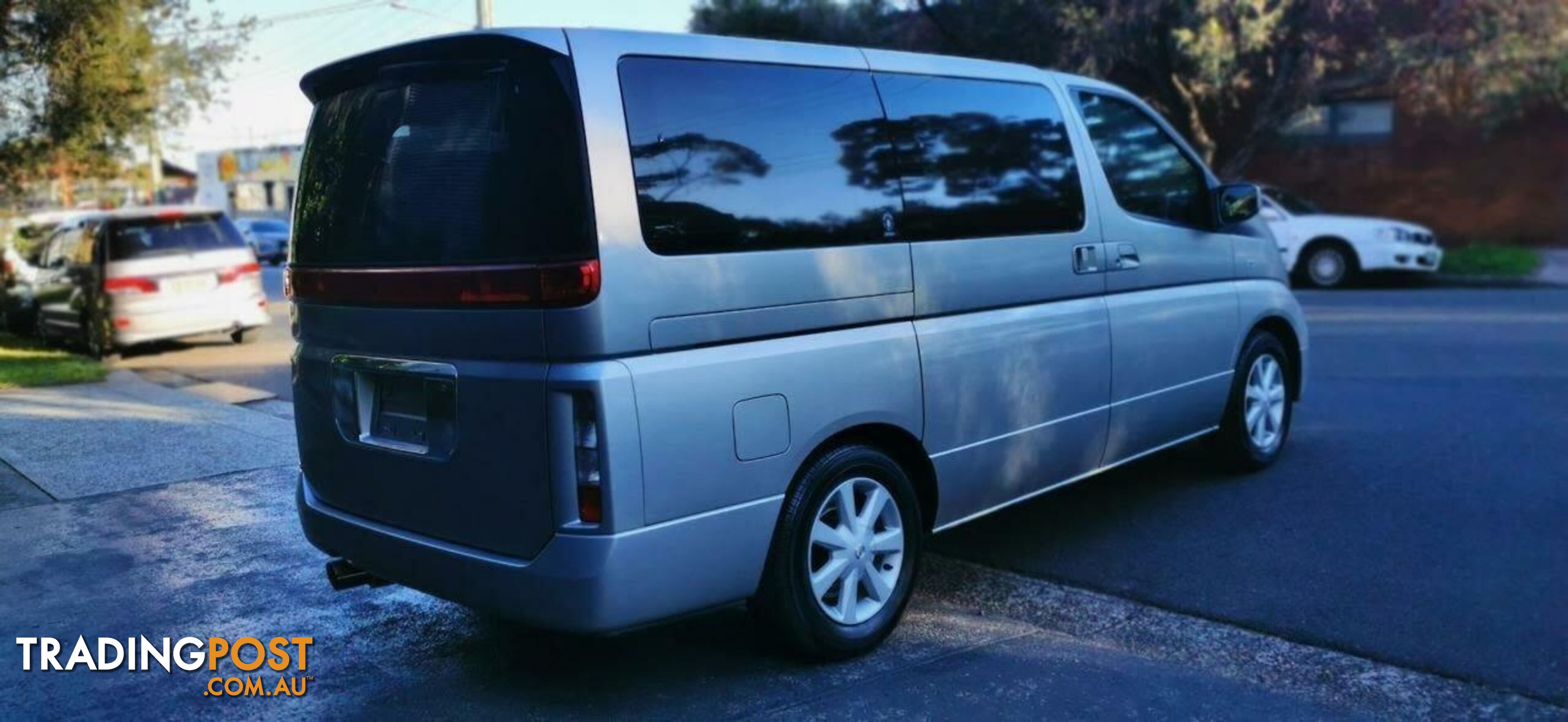 2004 NISSAN ELGRAND X  -