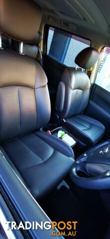 2011 NISSAN ELGRAND HIGHWAY STAR  -