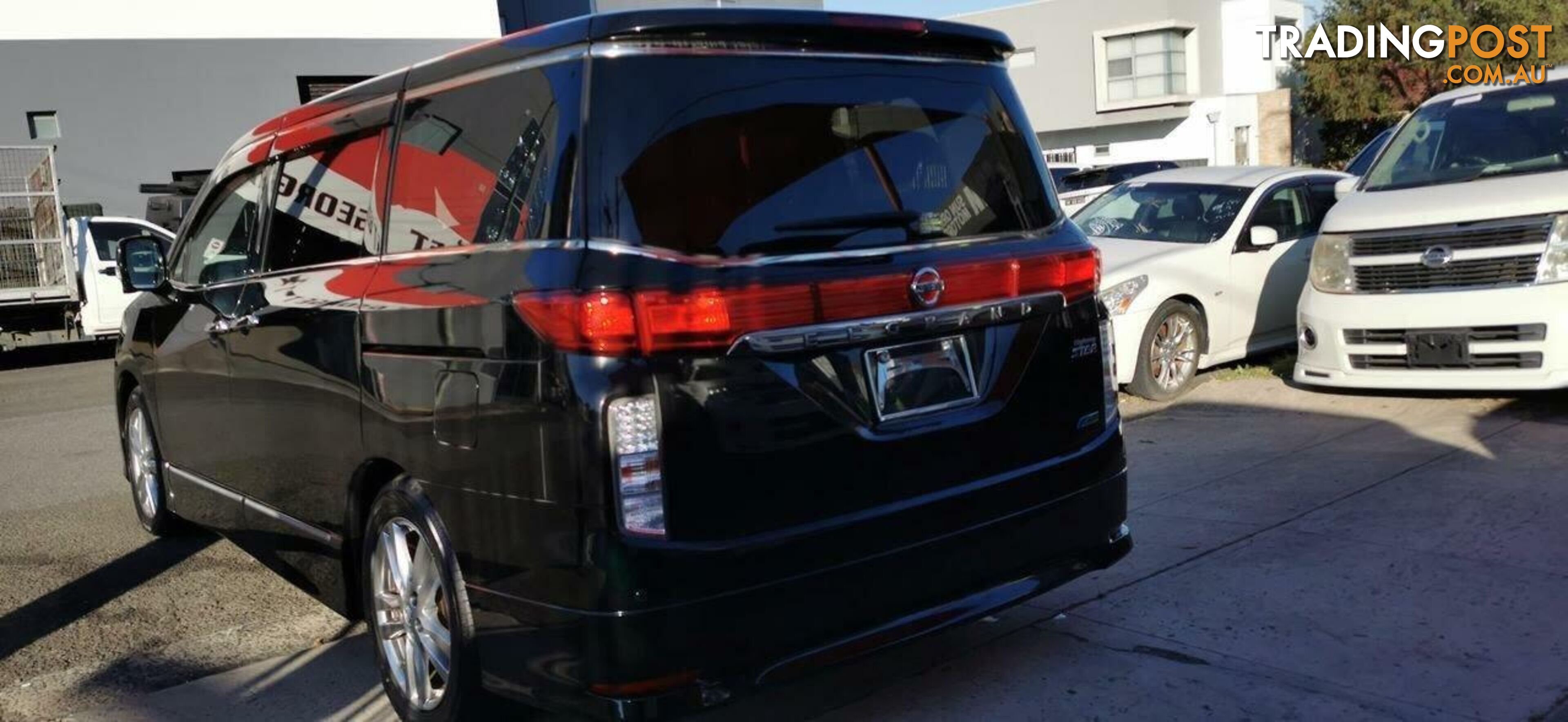 2011 NISSAN ELGRAND HIGHWAY STAR  -