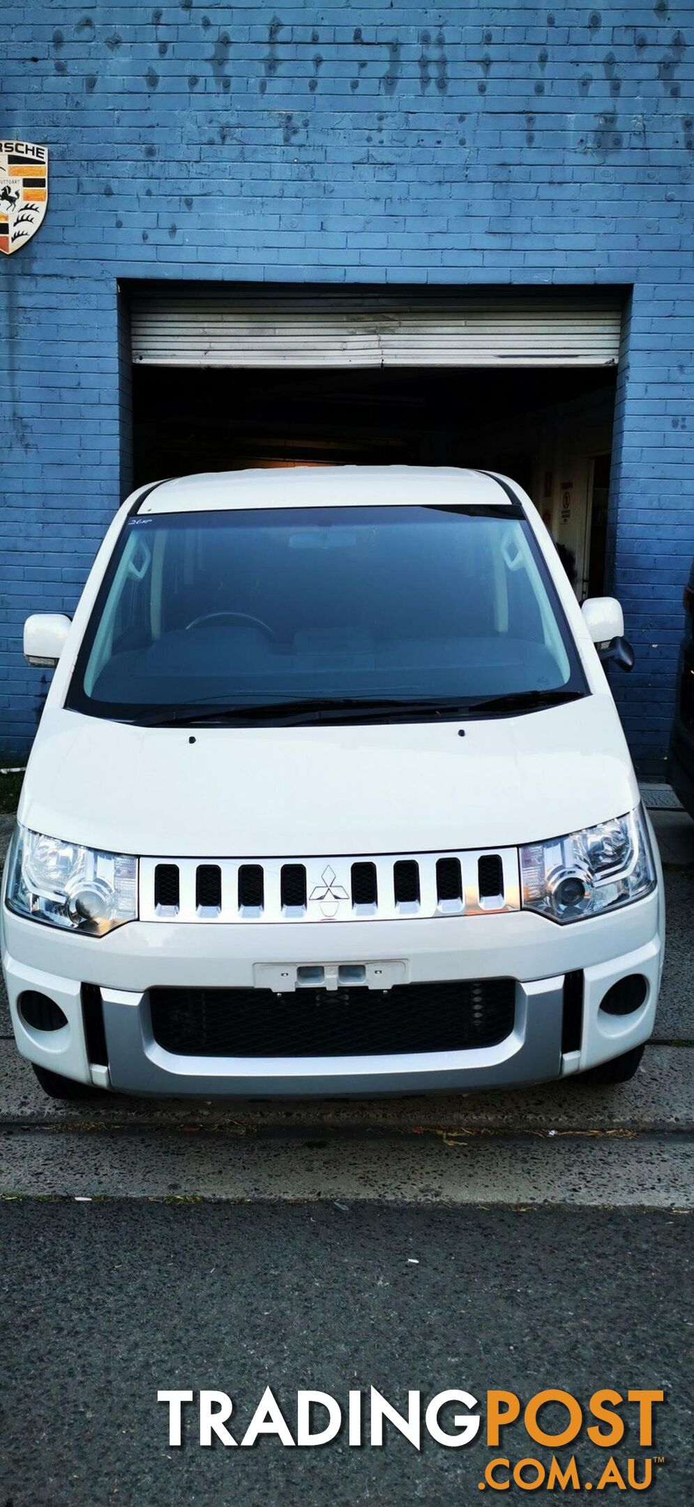 2012 MITSUBISHI DELICA D:5  -