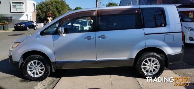 2008 MITSUBISHI DELICA D:5  -