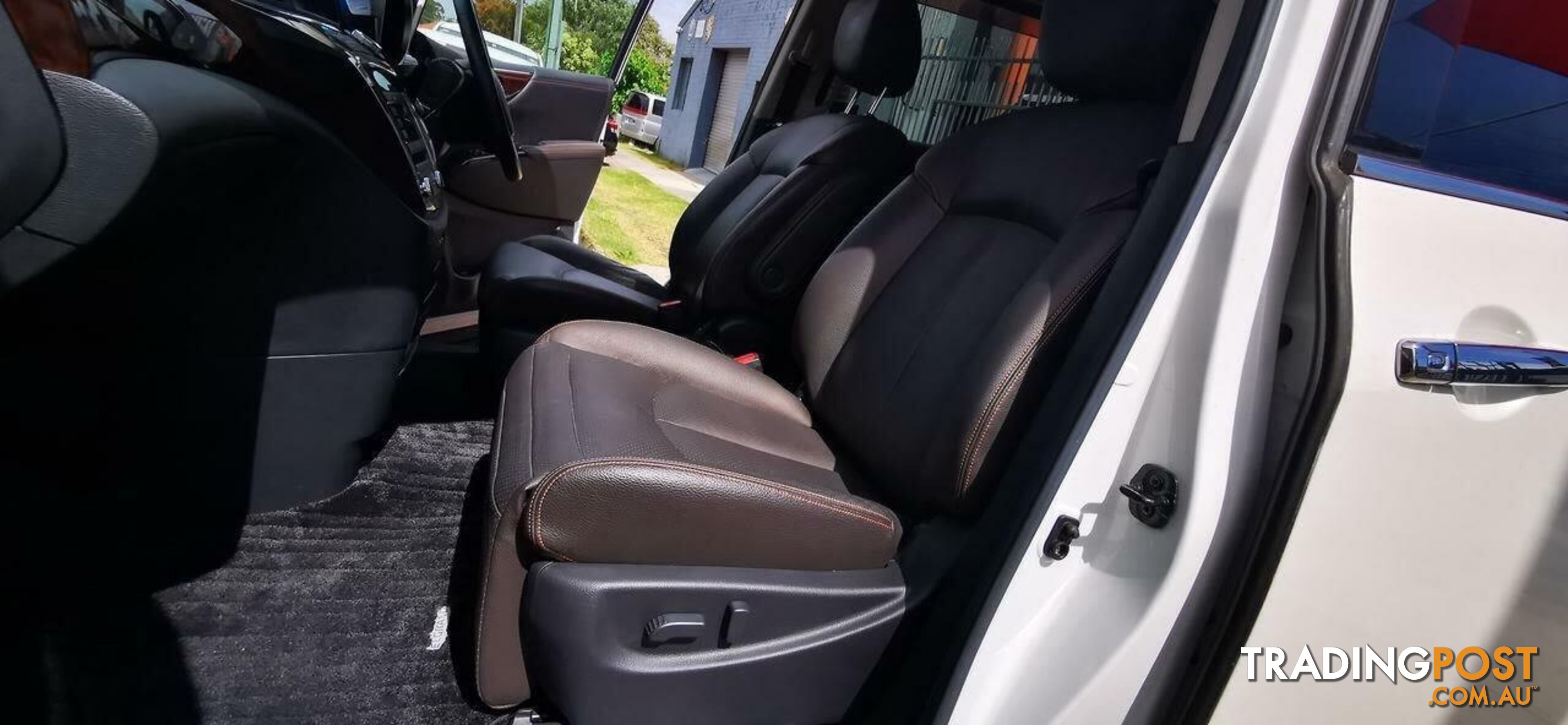 2010 NISSAN ELGRAND HIGHWAY STAR PREMIUM  -