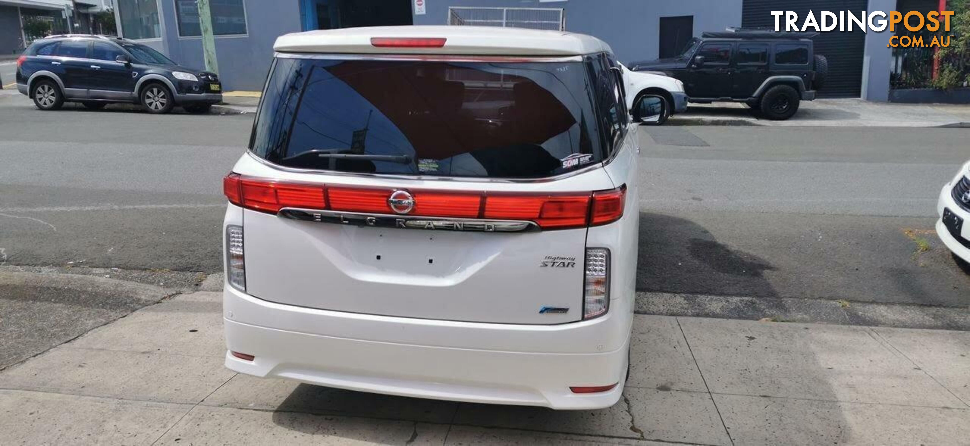 2010 NISSAN ELGRAND HIGHWAY STAR PREMIUM  -