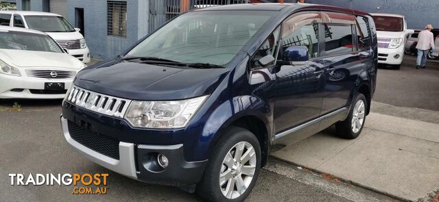 2011 MITSUBISHI DELICA D:5  -