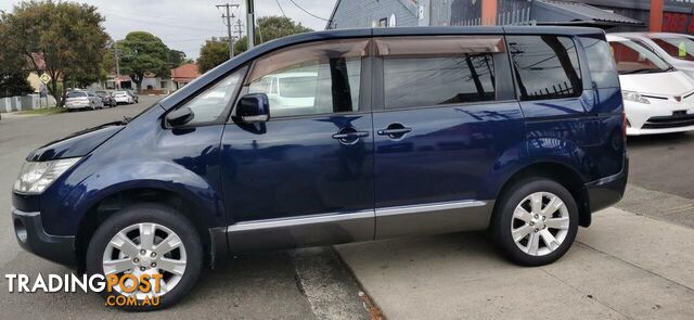 2011 MITSUBISHI DELICA D:5  -