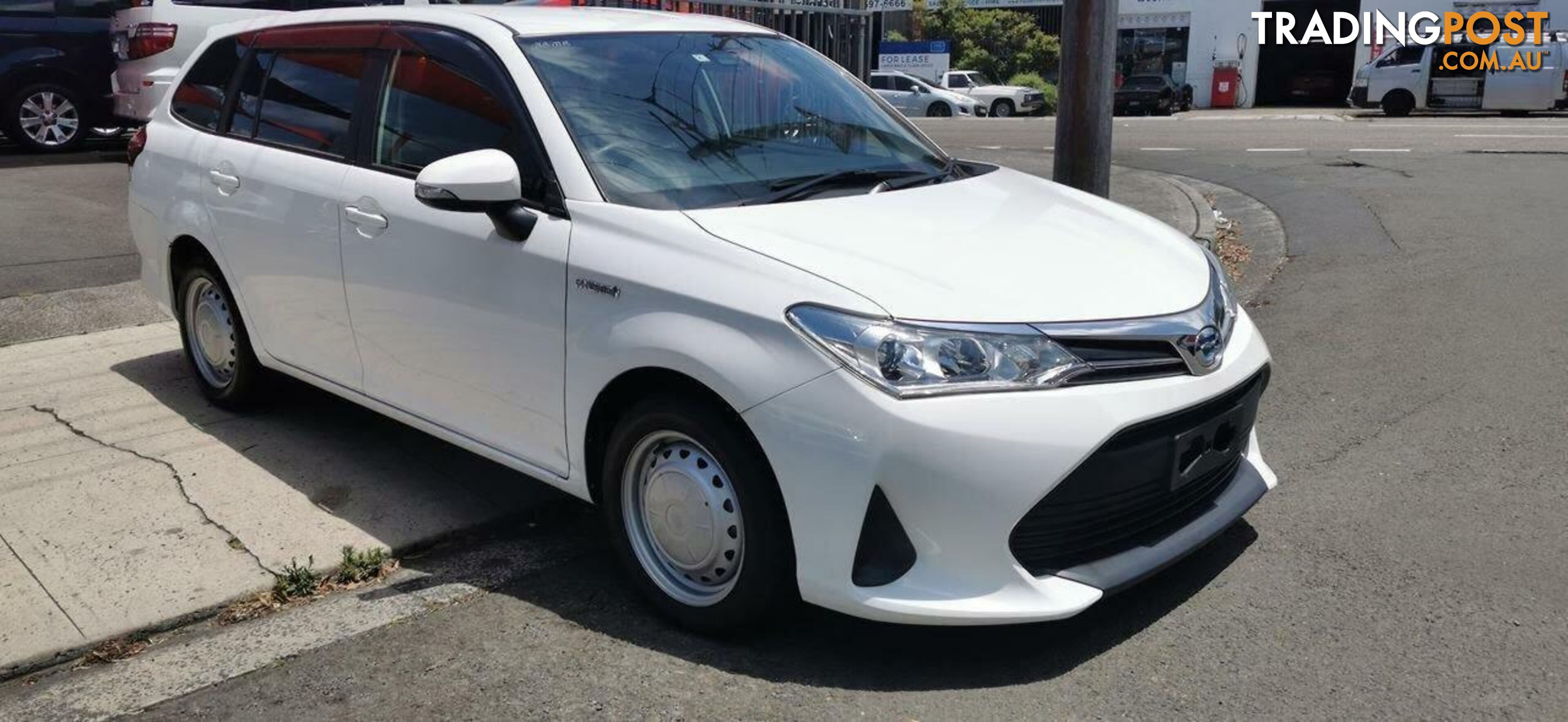 2018 TOYOTA COROLLA FIELDER HYBRID  -