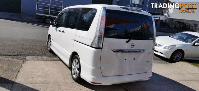 2013 NISSAN SERENA HIGHWAY STAR  -