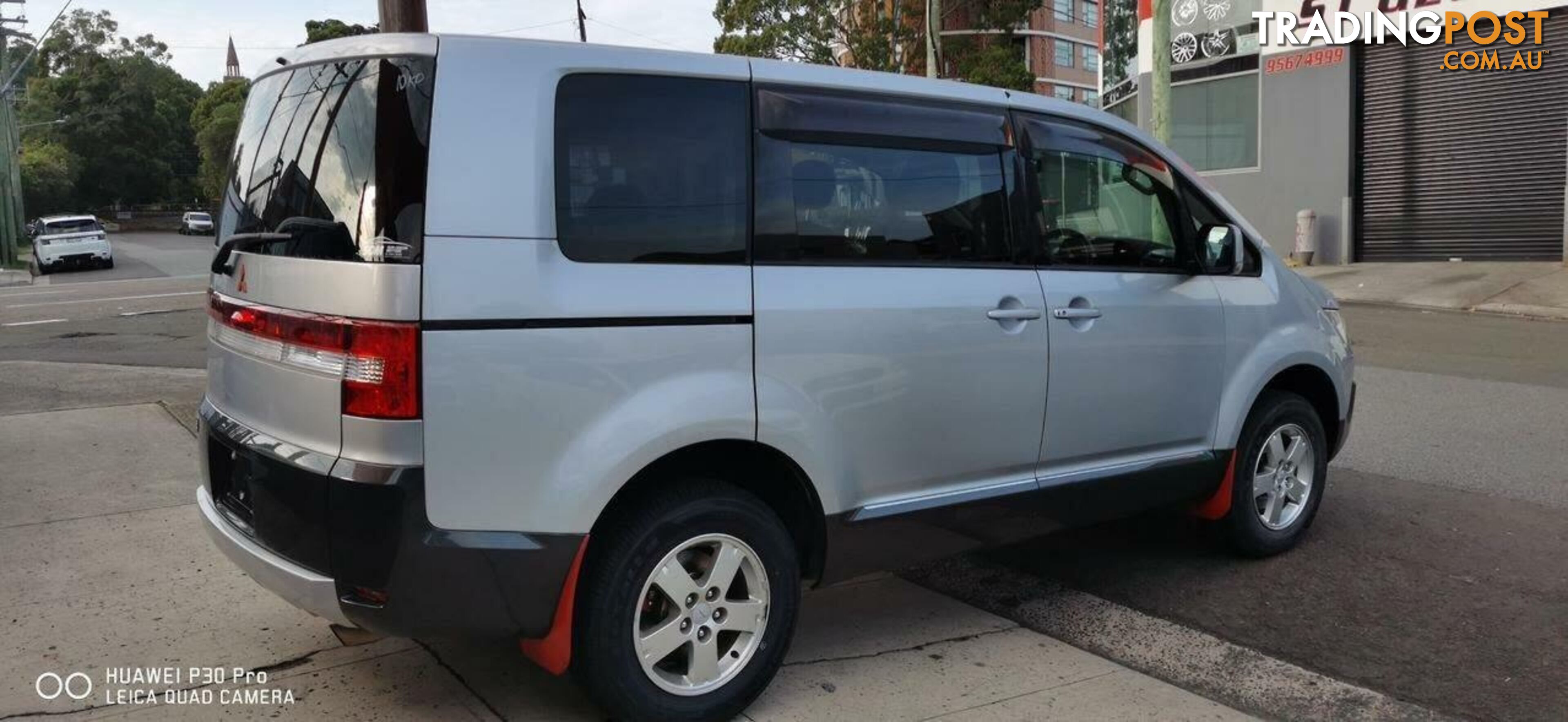 2008 MITSUBISHI DELICA D:5  -