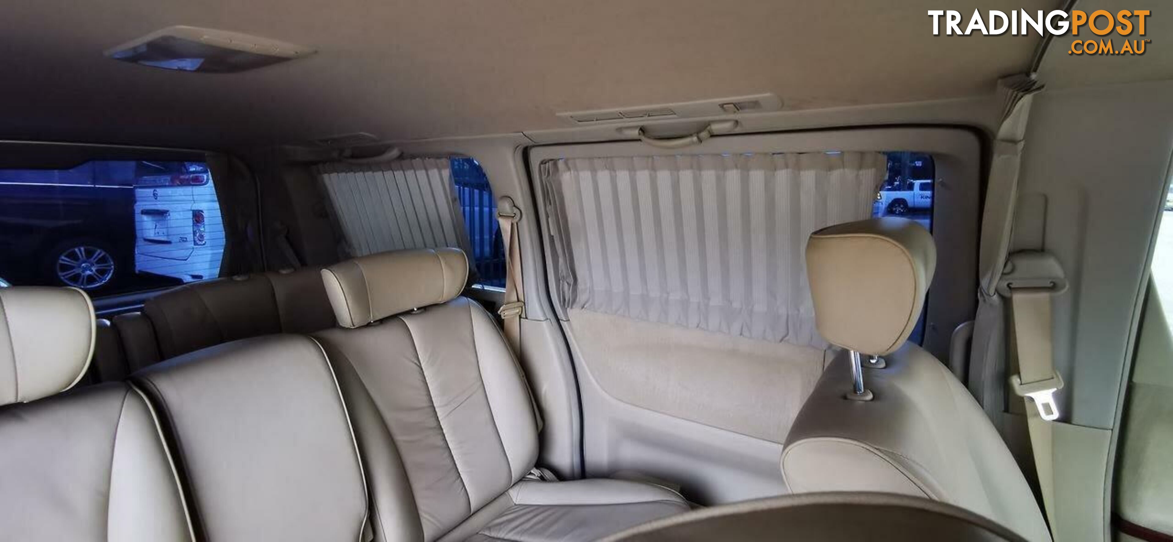 2005 NISSAN ELGRAND (NO BADGE)  -